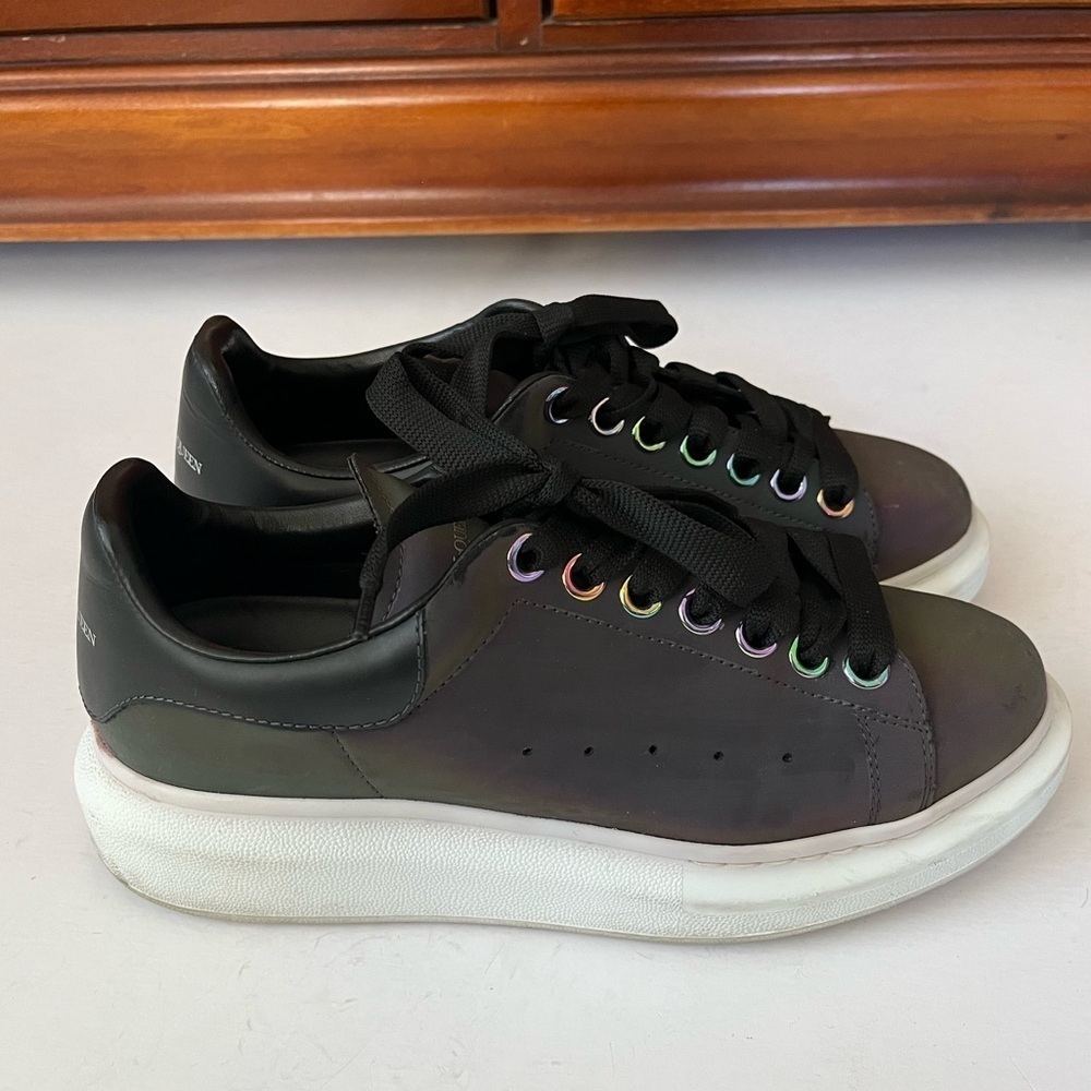 Alexander McQueen Oversized Sneakers in Gray Iridescent Women’s Size 38.5/8.5